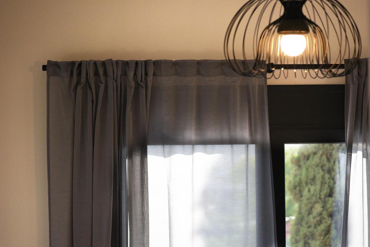 Aello Luxury Apartments Markopoulo Mesogaias ภายนอก รูปภาพ