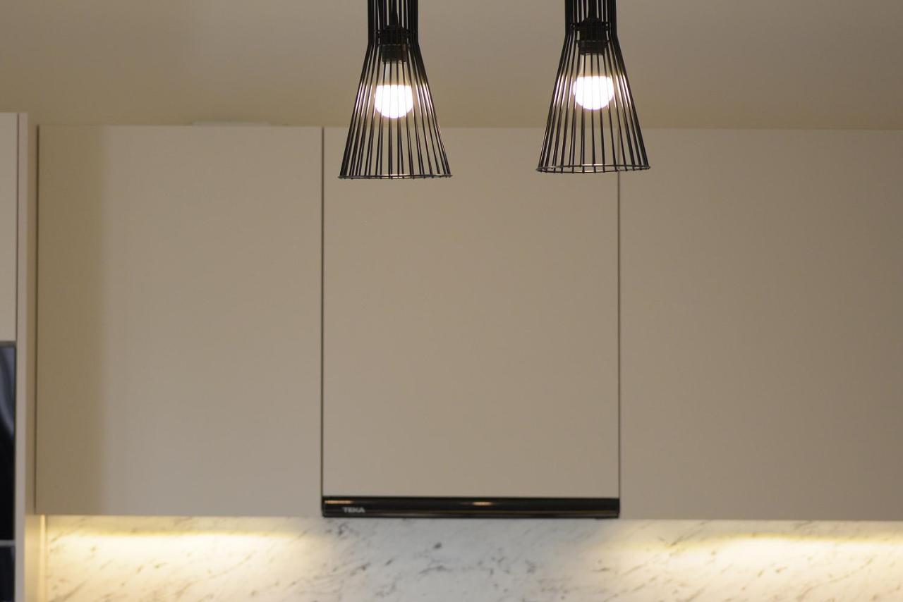 Aello Luxury Apartments Markopoulo Mesogaias ภายนอก รูปภาพ