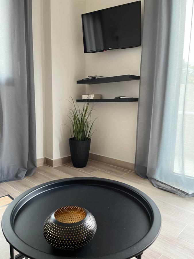Aello Luxury Apartments Markopoulo Mesogaias ภายนอก รูปภาพ