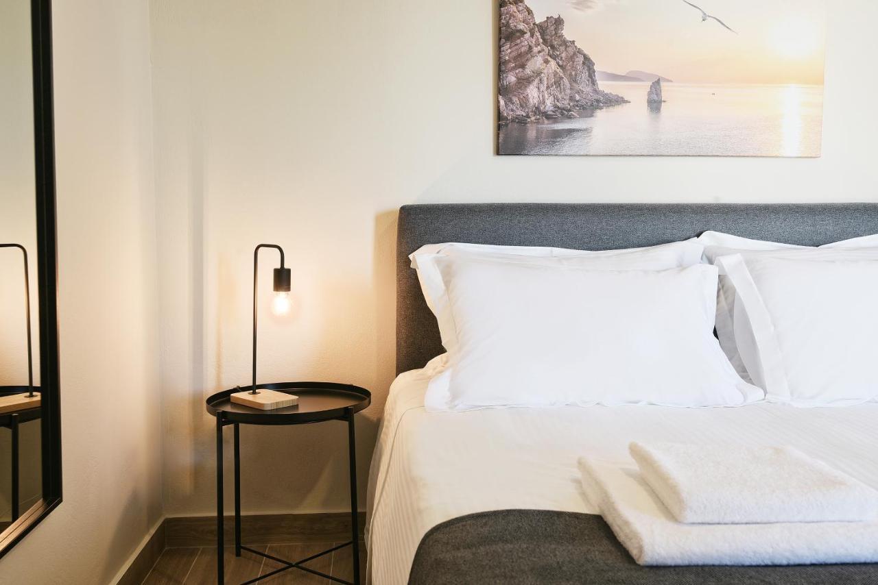 Aello Luxury Apartments Markopoulo Mesogaias ภายนอก รูปภาพ